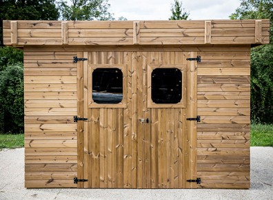 cabane de jardin en bois traité